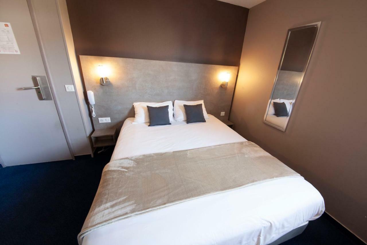 Hotel Lune Etoile Clermont-Ferrand Bagian luar foto