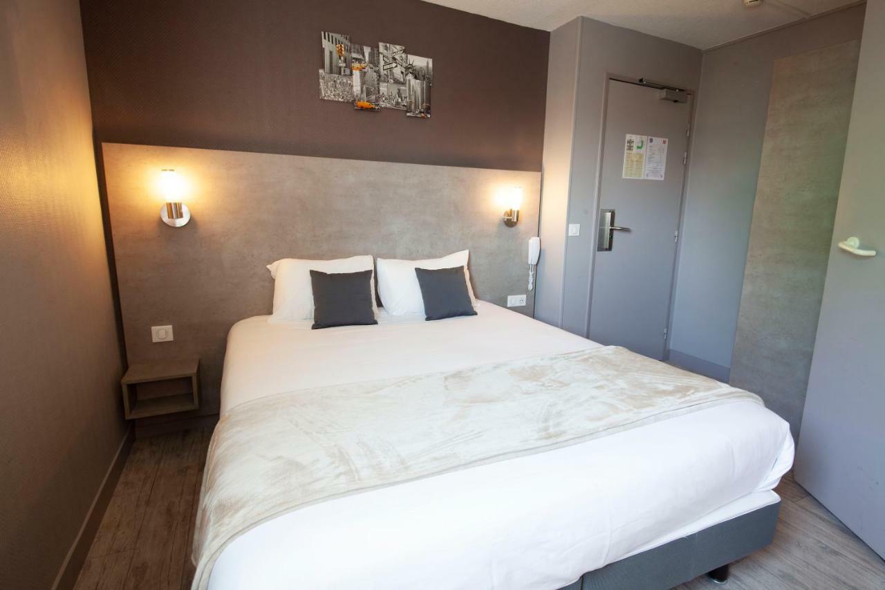 Hotel Lune Etoile Clermont-Ferrand Bagian luar foto